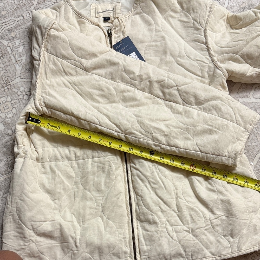 NWT Universal Threads Cream Quilted Women's Jacket Size XL - Picture 5 of 7